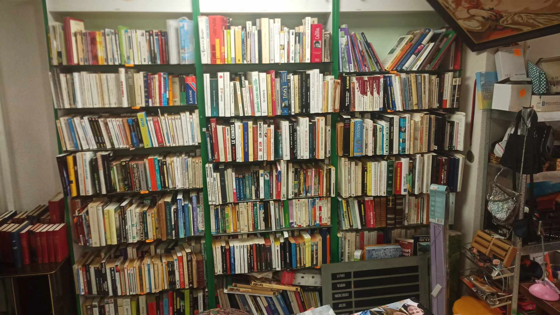 Bibliothèque recyclerie